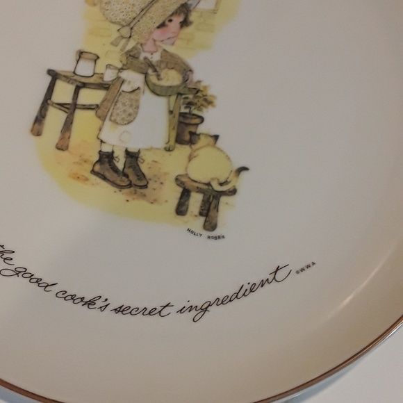 Classic Holly Hobbie dinner plate - Picture 2 of 4